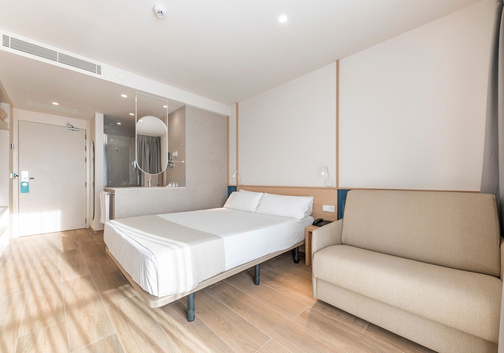 Triple Room, Terrace (1 Adult) - Photo 5
