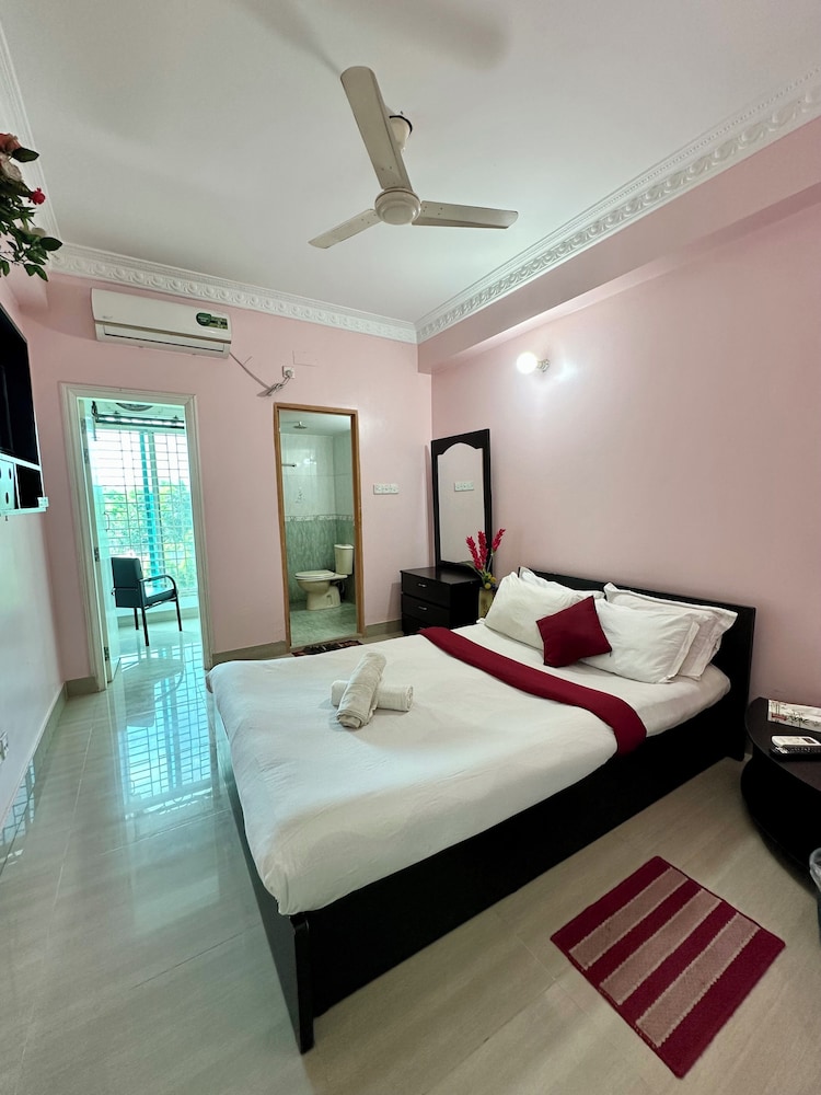Deluxe Double Room photo 2
