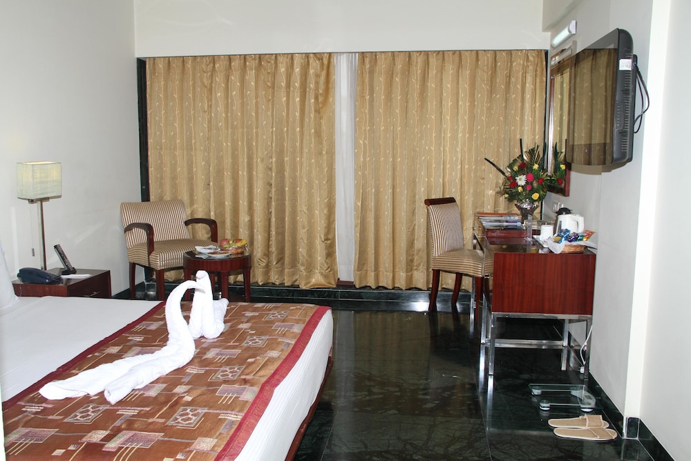 Executive Room - Photo 2