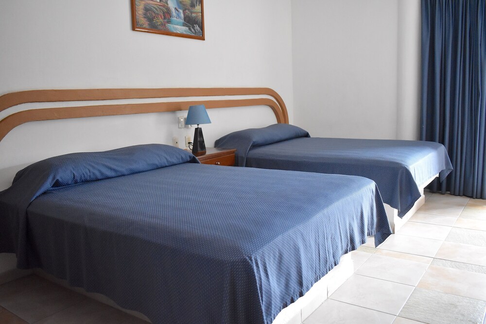 Superior Room, 2 Double Beds