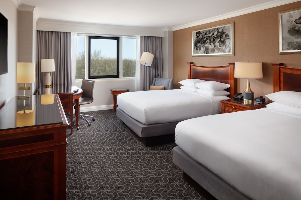 Standard Room, 2 Queen Beds, Accessible