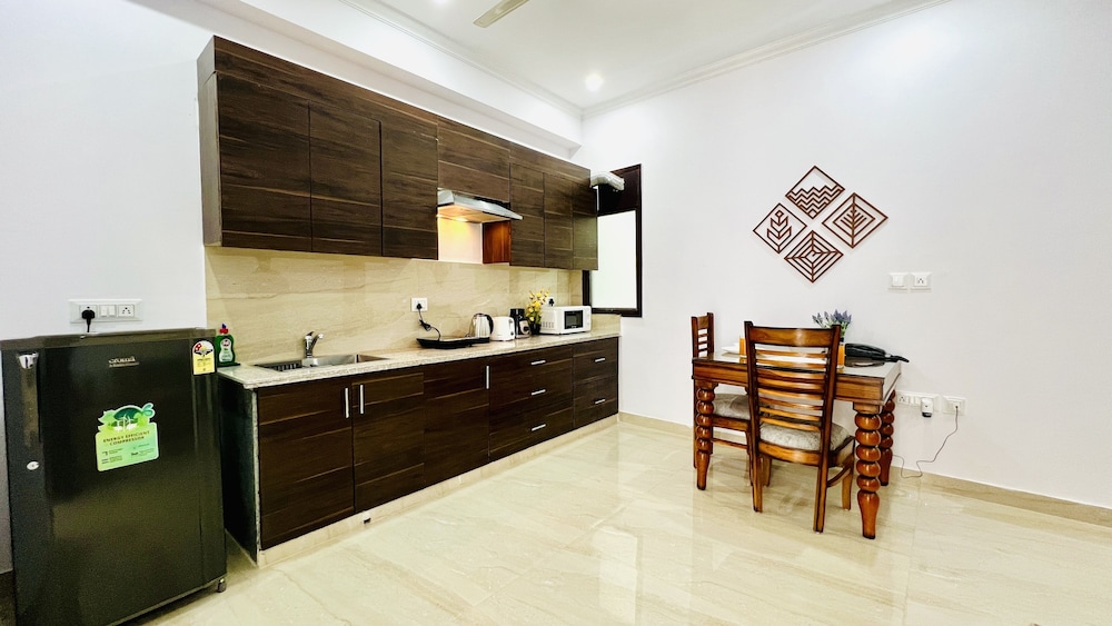 Superior One Bedroom Apartment - Photo 11
