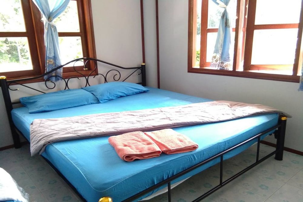 Economy House (Tawan 3)