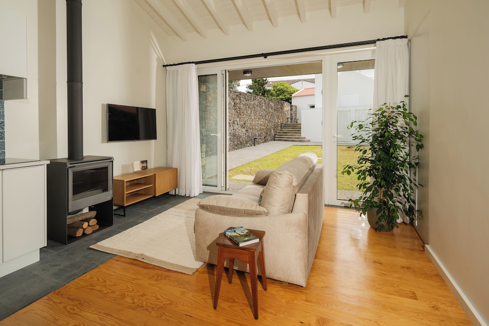 Deluxe Villa, 1 Bedroom, Sea View, Garden Area photo 1