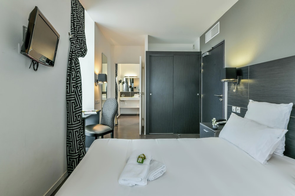 Standard Triple Room photo 2