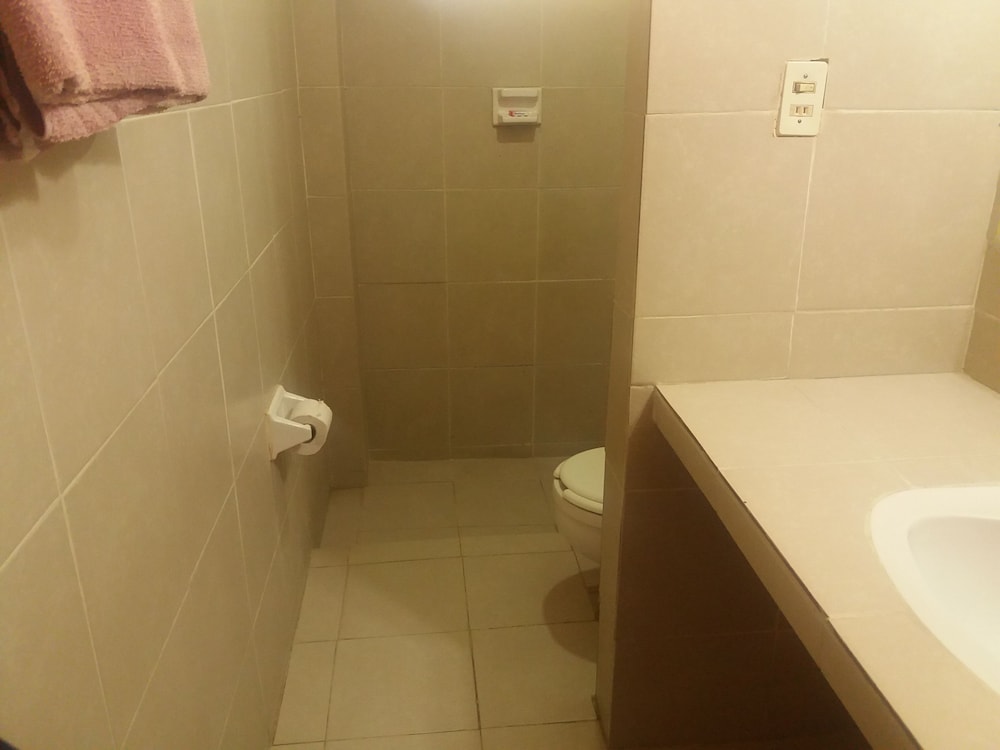 Basic Double Room, 2 Double Beds, Non Smoking, Garden View photo 2