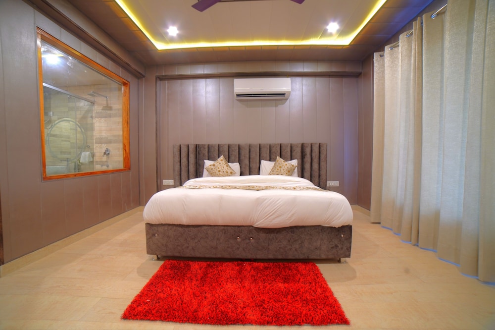 Superior Room - Photo 6