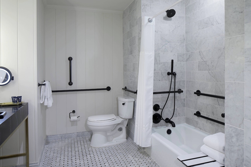Room, 2 Queen Beds, Bay View - Photo 6