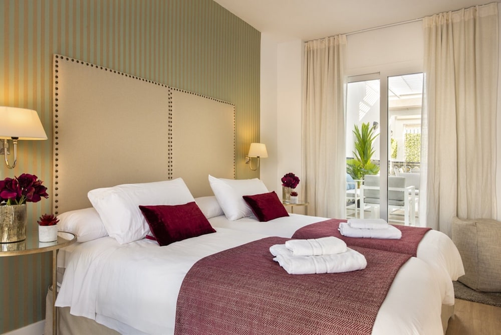 Apartment (2 Bedrooms)