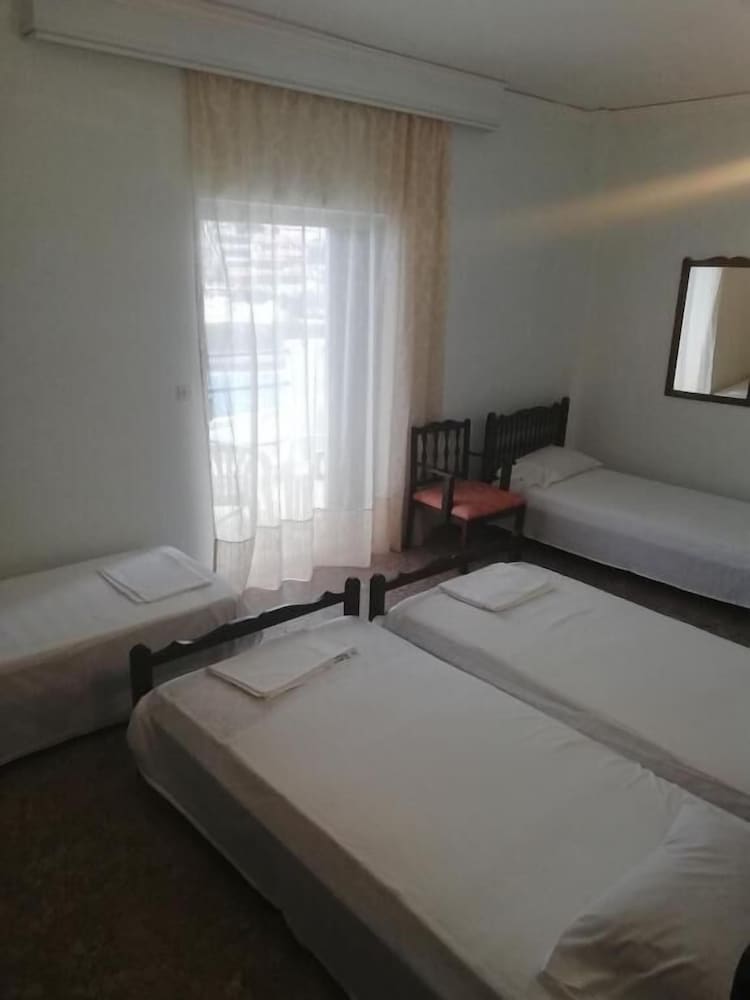 Triple Room, Sea View (3 Adults + 1 Child) photo 1