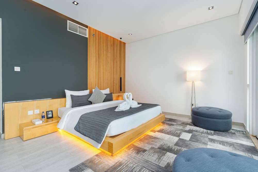 Deluxe Suite 3 Bedroom