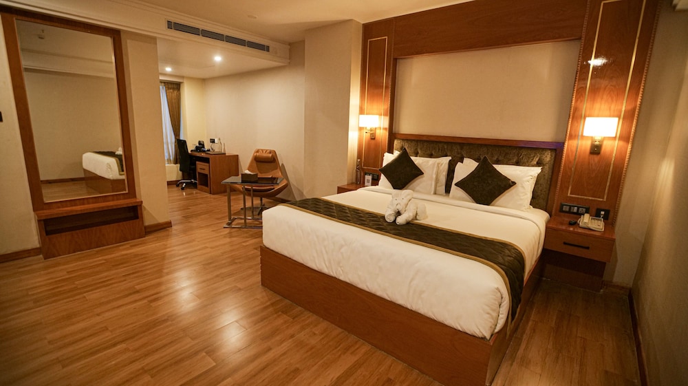Deluxe Double or Twin Room - Photo 8