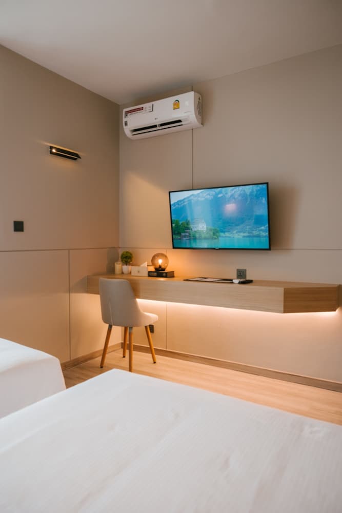 Standard Room photo 2
