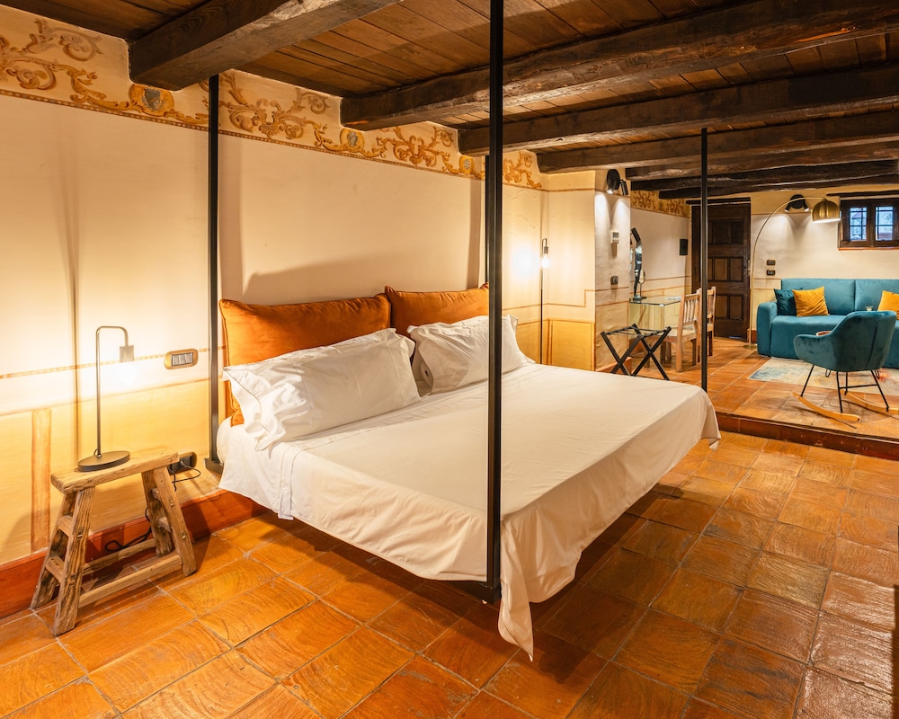 Comfort Suite photo 1