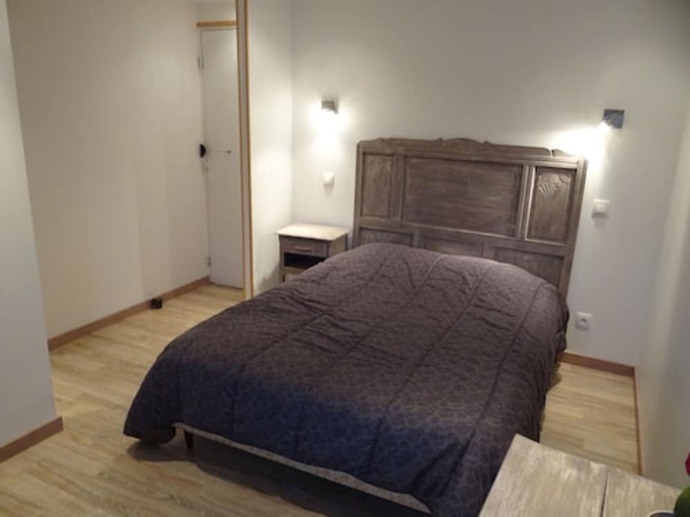 Standard Double Room - Photo 1
