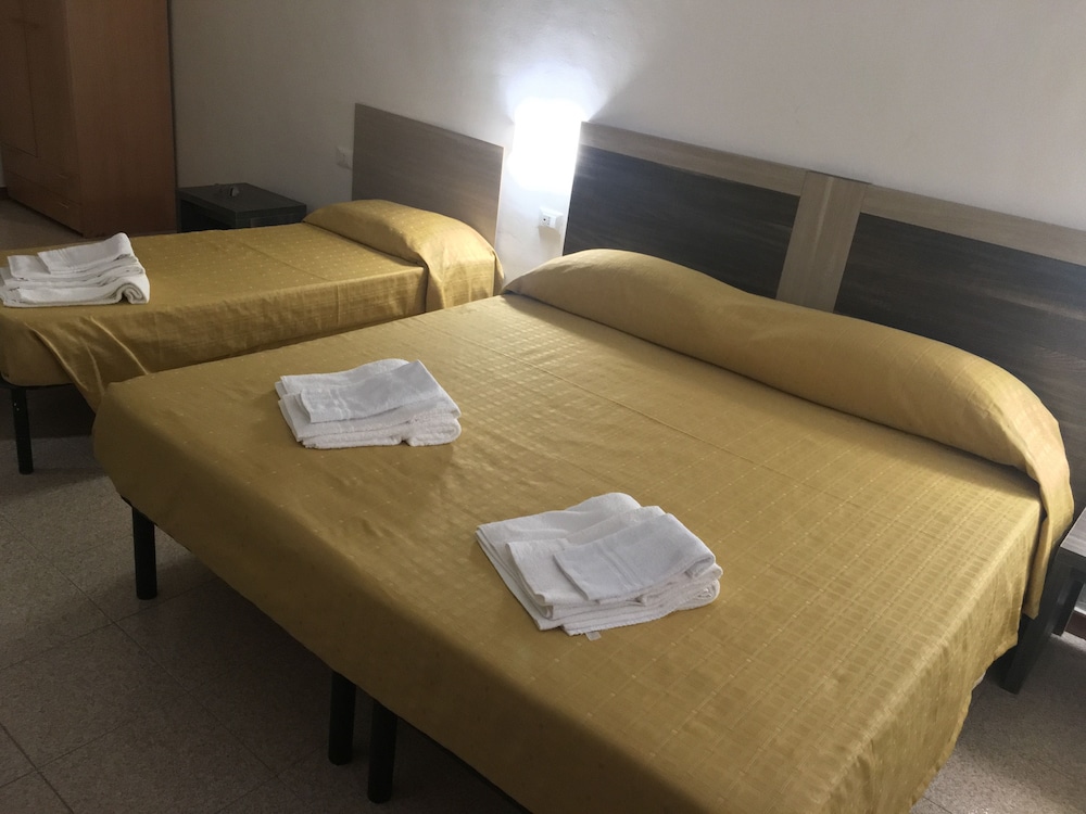 Triple Room photo 2