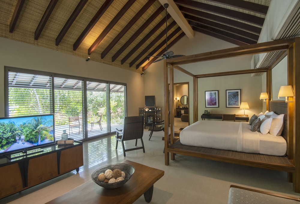 Deluxe Villa, 1 Bedroom (Sunrise Deluxe Beach Pool Villa) photo 1