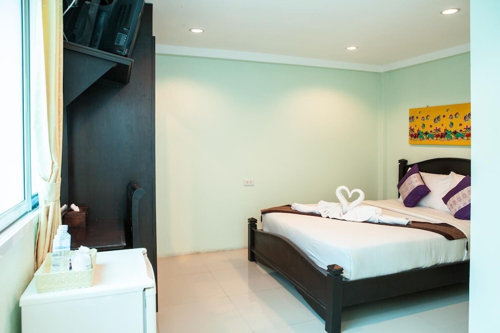 Superior Double or Twin Room photo 2