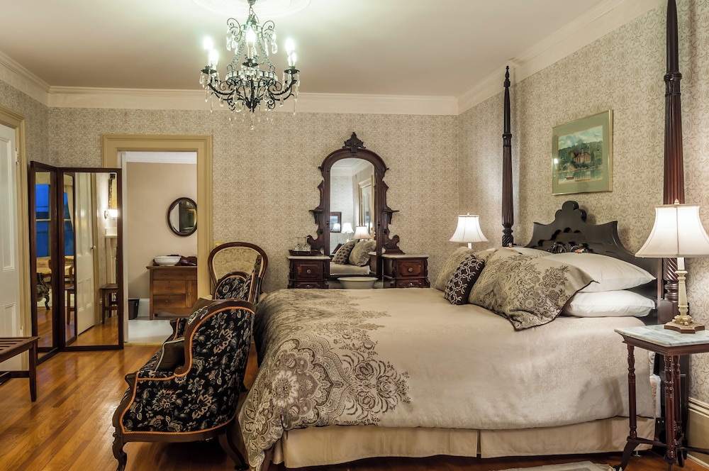 King Room, River View