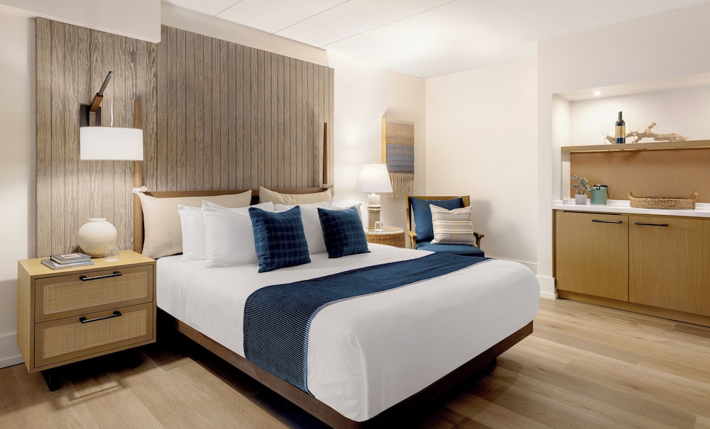 Waterview King ADA - Photo 3