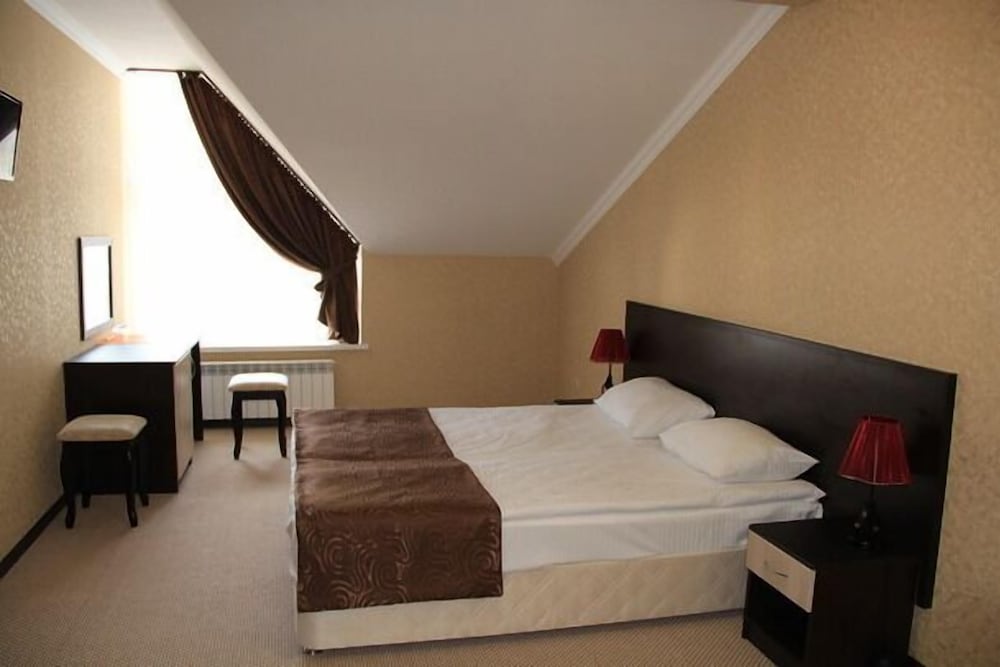 Suite, 1 Bedroom photo 2