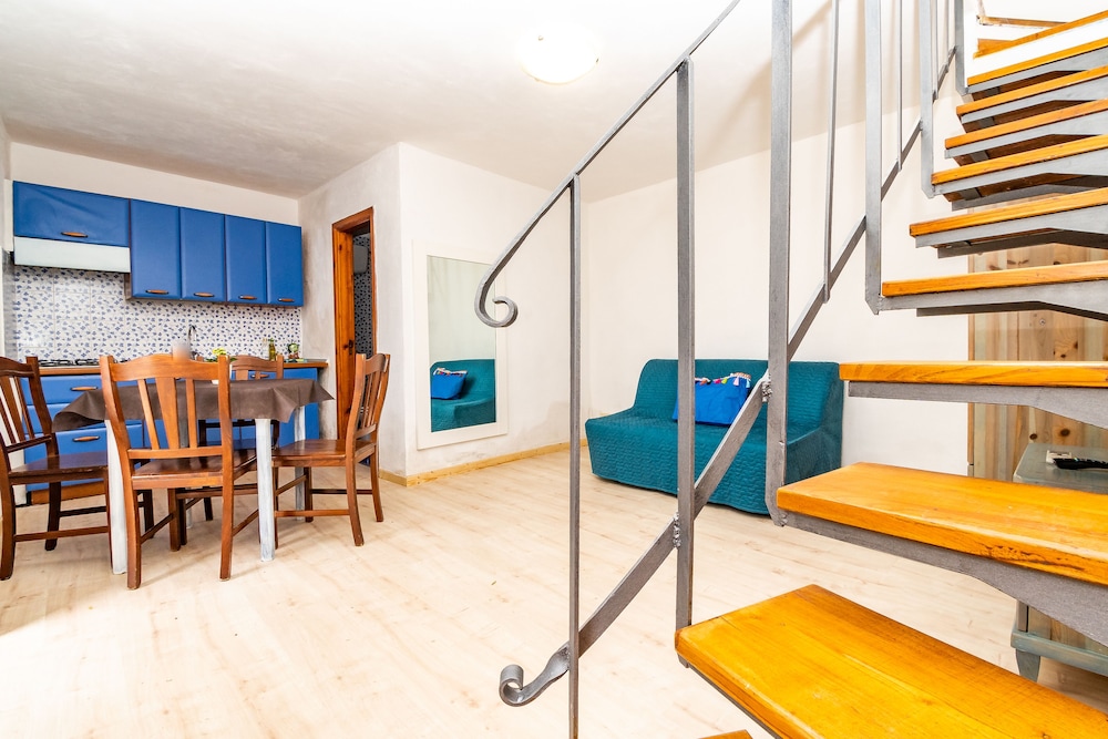 Classic Apartment - Photo 9