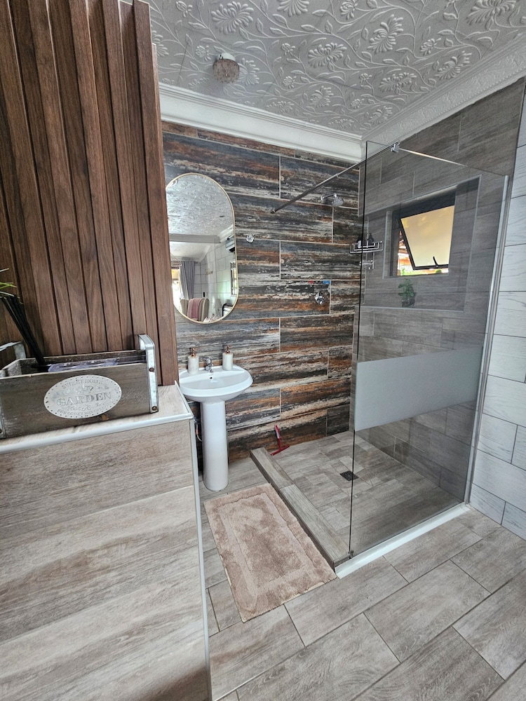 Classic Double Room, 1 Bedroom photo 2
