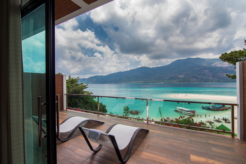 Honeymoon Jacuzzi photo 2