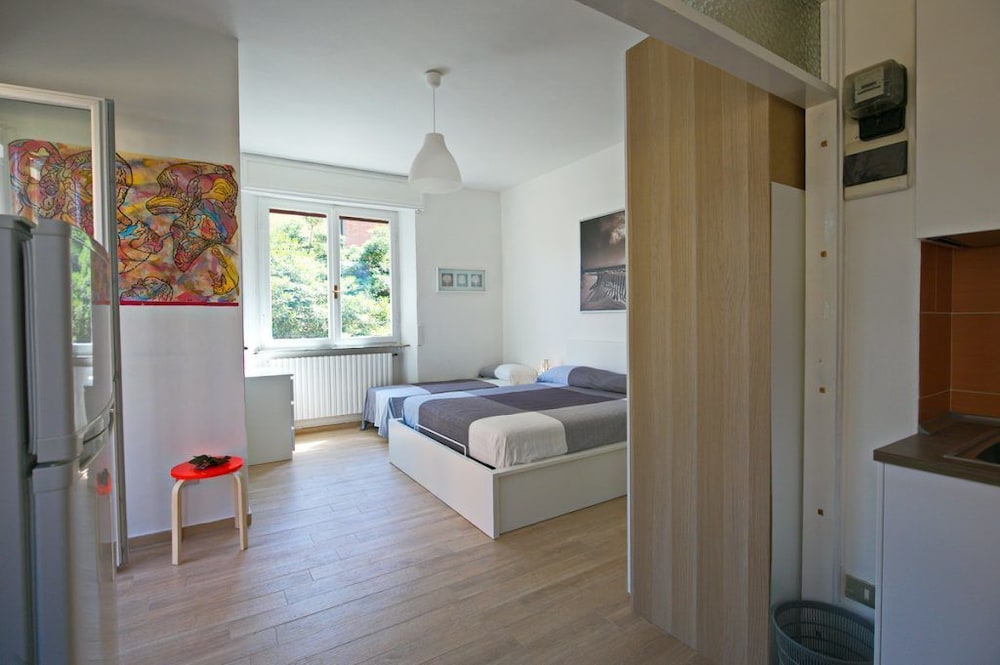 Apartment, 1 Bedroom - Photo 2