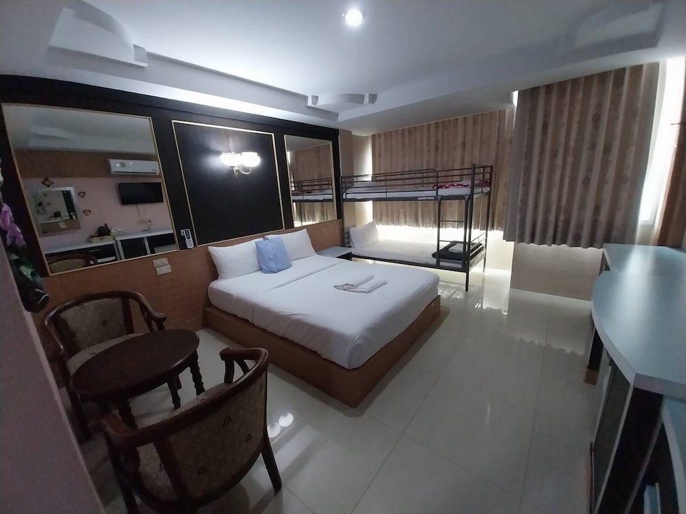 Exclusive Studio Suite