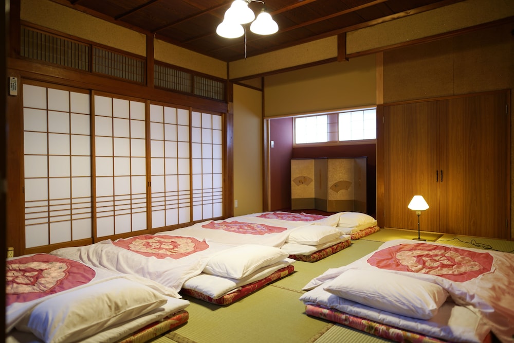 Japanese Style Deluxe Room, Women Only photo 3