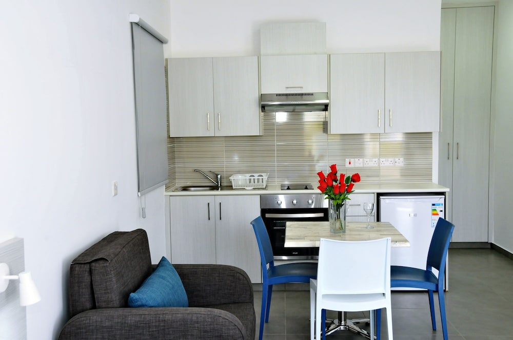 Deluxe Studio, City View photo 2