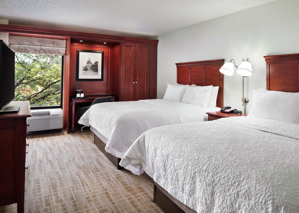 Room, 2 Queen Beds, Non Smoking - Photo 4