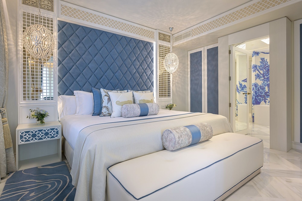 Royal Double Room