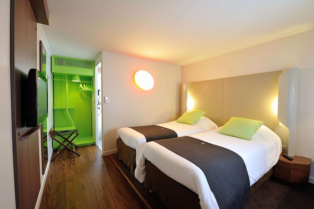 Standard Room, 2 Twin Beds - Photo 1