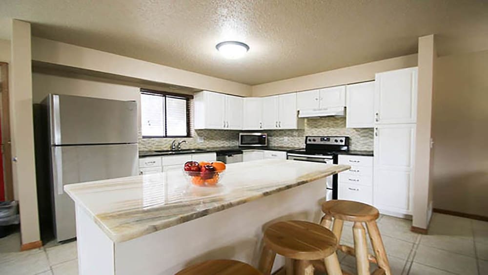 Townhome, 3 Bedrooms photo 3