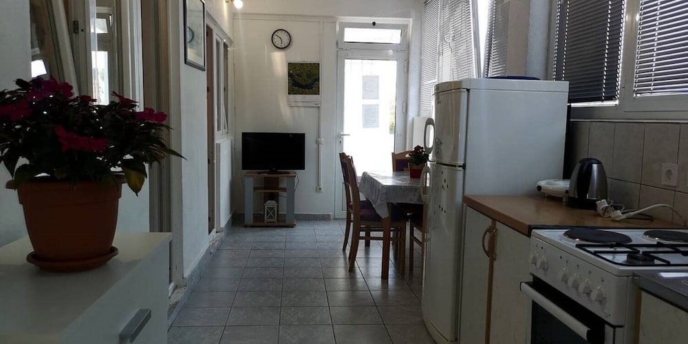 Apartment (Mili - 200m from the beach - A1(4+1)) photo 2