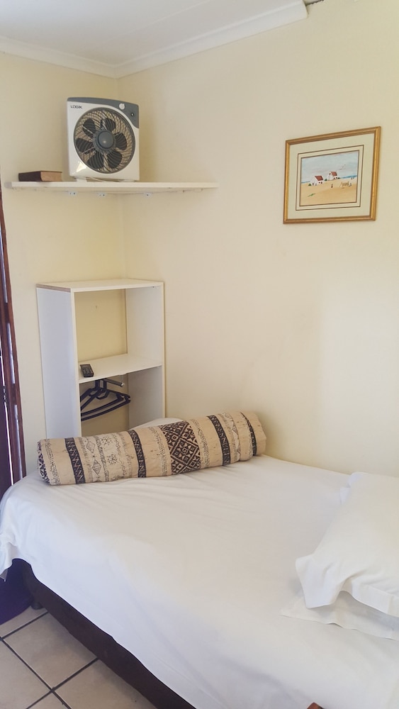 Single Room (Budget)