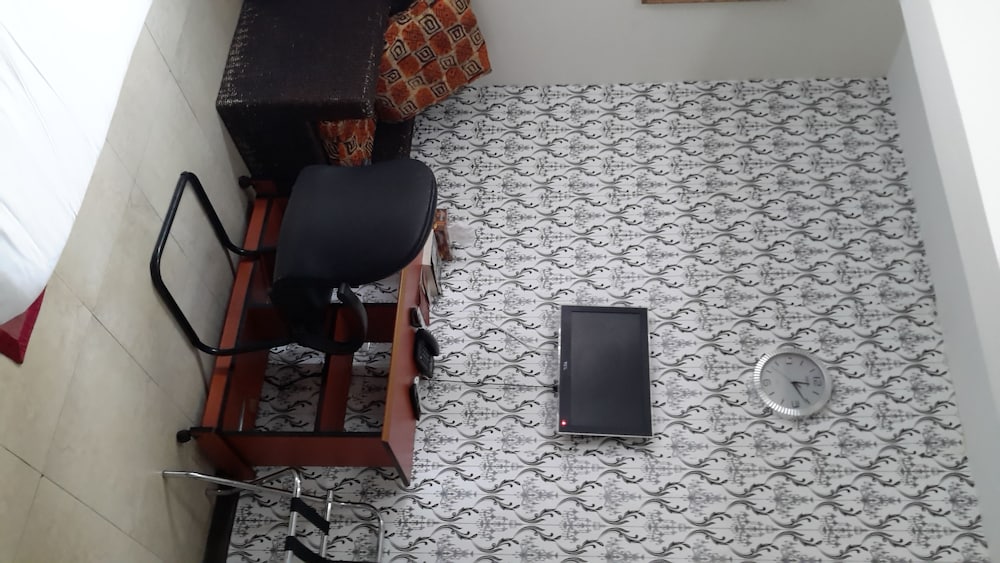 Standard Single Room (Small)