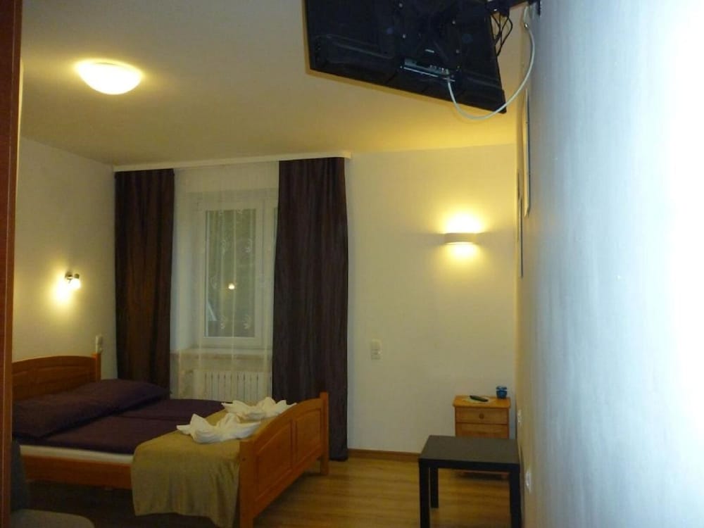 Double Room (2) photo 2