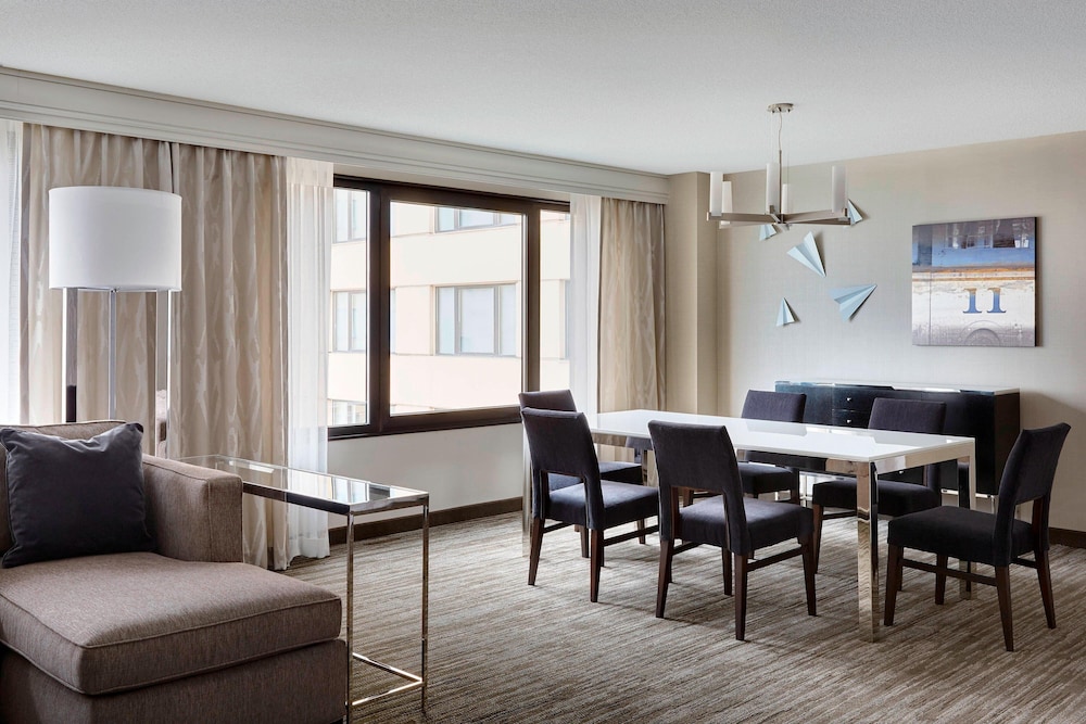 Executive Suite, 2 Double Beds - Photo 4