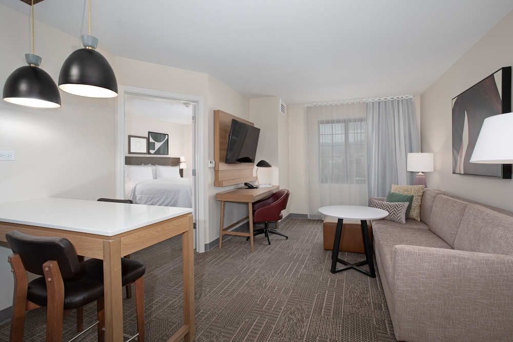 Suite, 1 Bedroom, Accessible, Kitchen (Communications)
