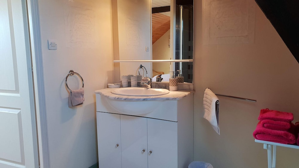 Family Room (Au Champ Fleuri) - Photo 3