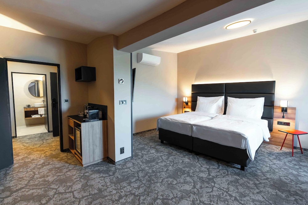 Superior Junior Suite photo 1