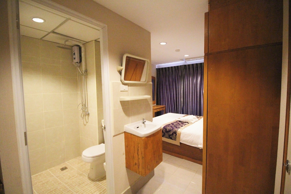 Standard Room photo 2