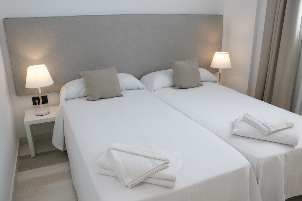 Premium Apartment, 3 Bedrooms, Terrace