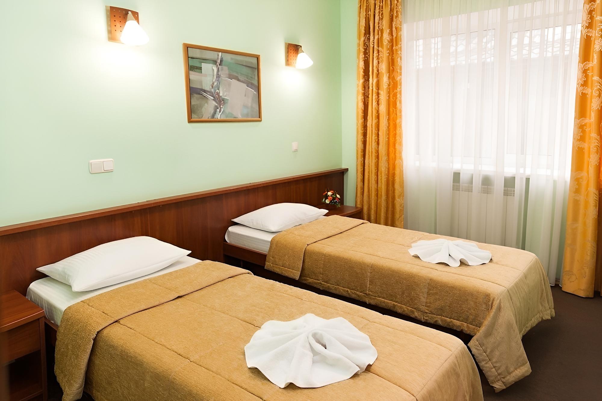 Standard Double or Twin Room photo 3