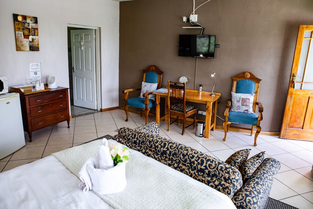 Luxury Double Room (Upstairs) photo 2