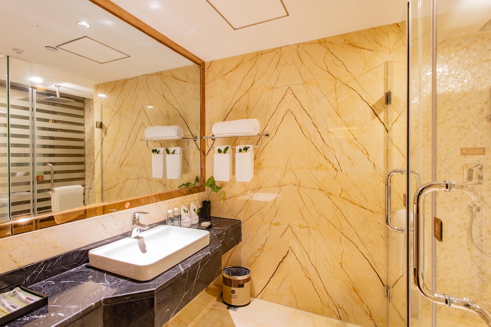 Business Suite photo 3