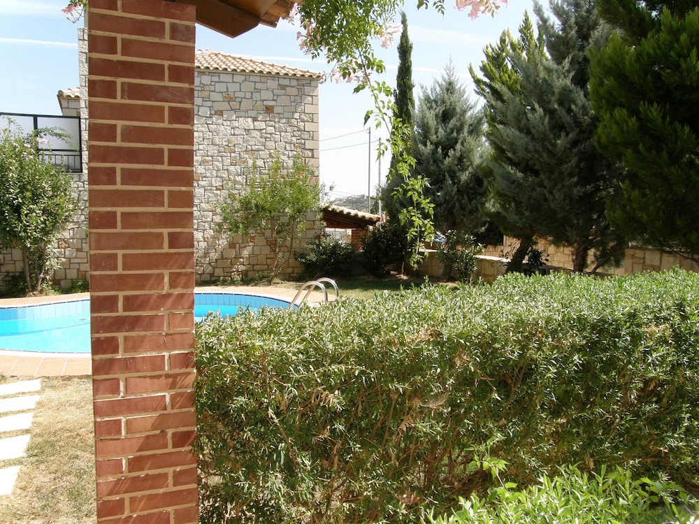 Villa, 3 Bedrooms (Christina III) photo 3